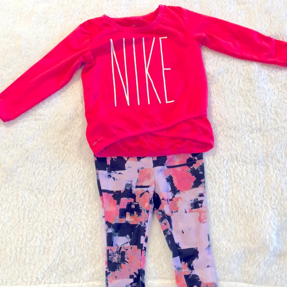 Nike Dri fit long sleeve and legging set - Picture 1 of 8